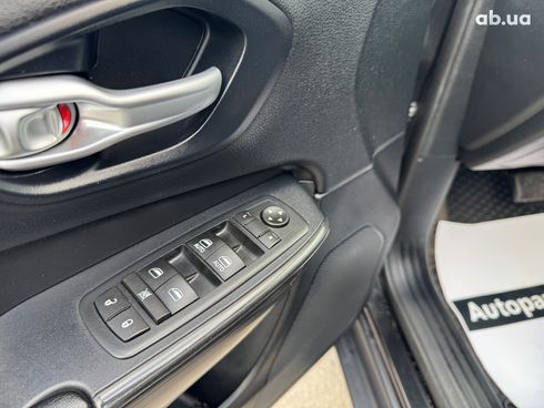 Jeep Cherokee 2016 черный - фото 20