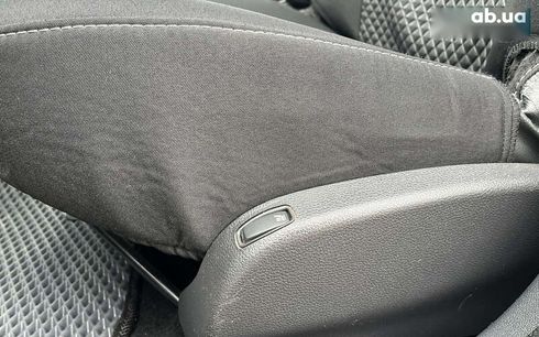 Renault Sandero 2012 - фото 16