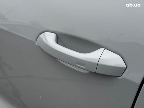 Audi Q8 2021 белый - фото 24