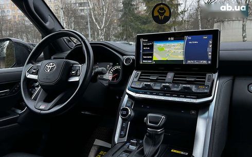 Toyota Land Cruiser 2022 - фото 27