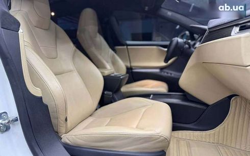 Tesla Model S 2018 - фото 17