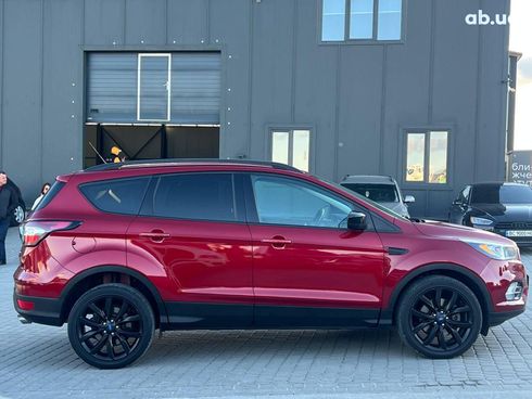 Ford Escape 2017 красный - фото 8