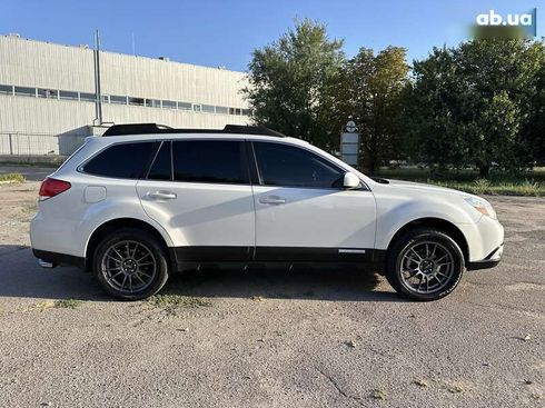 Subaru Outback 2011 - фото 7