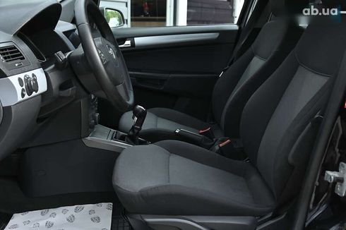 Opel Astra 2006 - фото 22