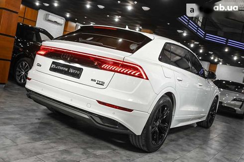 Audi Q8 2018 - фото 12