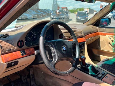 BMW 7 серия 1994 красный - фото 18