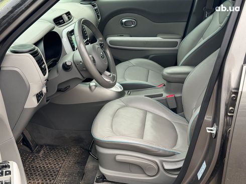 Kia Soul 2017 серый - фото 13