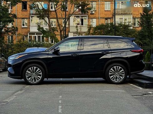 Toyota Highlander 2022 - фото 14