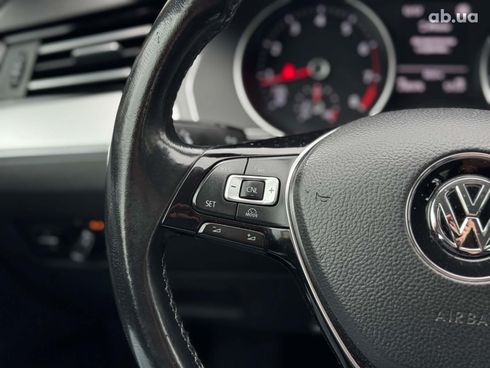 Volkswagen passat b8 2015 синий - фото 32
