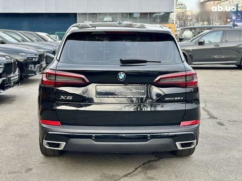 BMW X5 2022 - фото 8