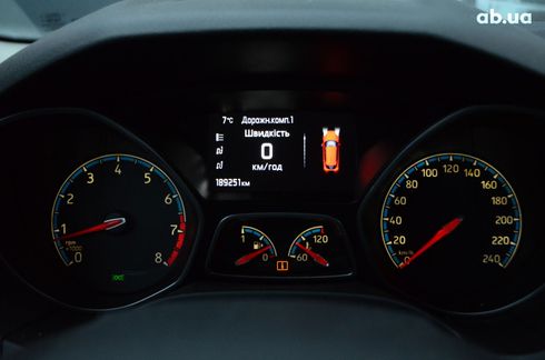 Ford Focus 2014 красный - фото 15