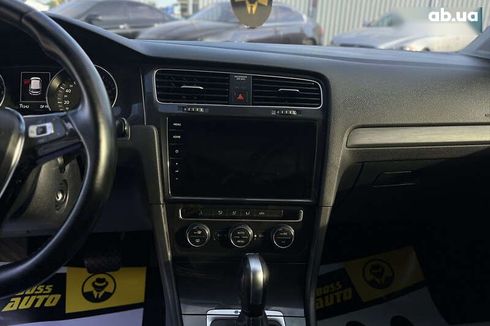 Volkswagen e-Golf 2020 - фото 26