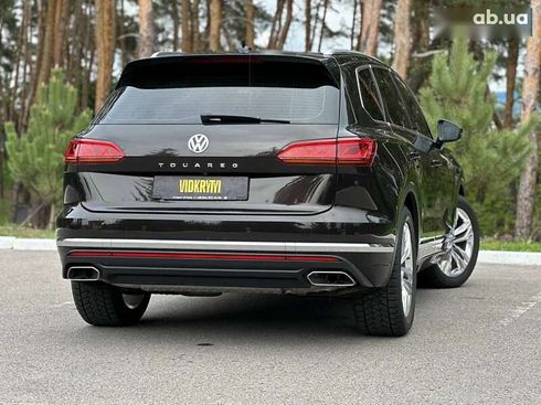 Volkswagen Touareg 2018 - фото 16