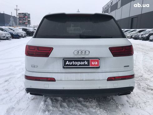 Audi Q7 2017 белый - фото 21