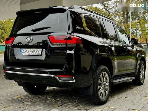 Toyota Land Cruiser 2022 - фото 17