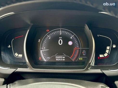 Renault Scenic 2017 - фото 25