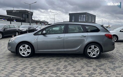 Opel Astra 2011 - фото 4
