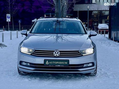 Volkswagen Passat 2018 - фото 9