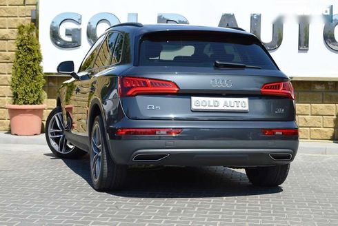 Audi Q5 2017 - фото 11