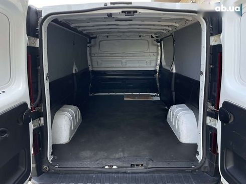 Renault Trafic 2016 - фото 26