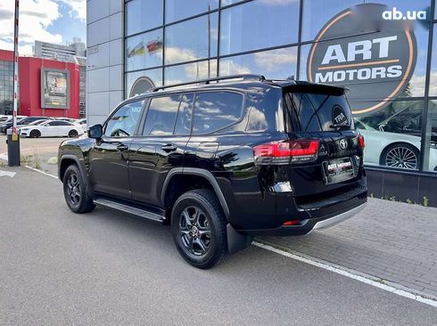 Toyota Land Cruiser 2023 - фото 12
