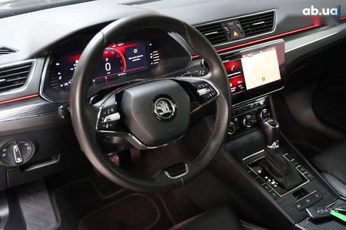 Skoda Superb 2022 - фото 17