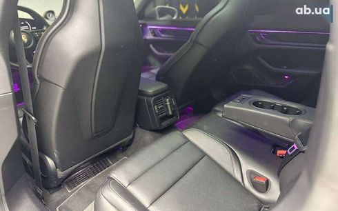 Porsche Taycan 2021 - фото 19