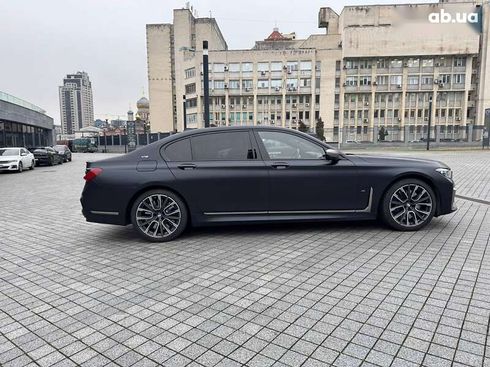 BMW 7 серия 2021 - фото 8