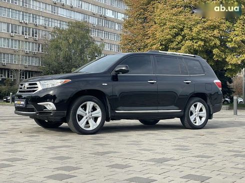 Toyota Highlander 2013 - фото 19