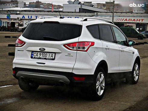 Ford Escape 2014 - фото 3