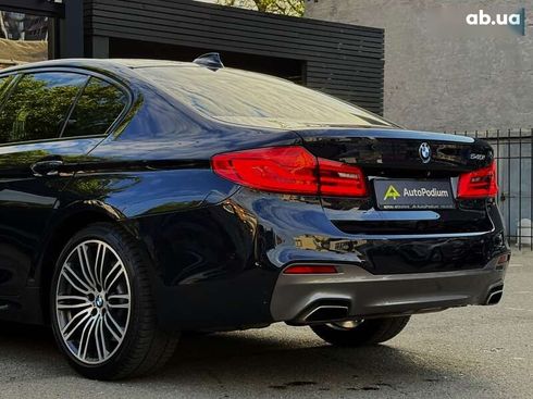 BMW 5 серия 2016 - фото 24