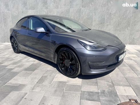 Tesla Model 3 2022 - фото 7