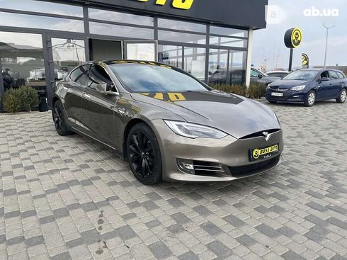 Tesla Model S 2016 - фото 27