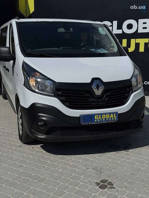 Renault Trafic 2015 - фото 4
