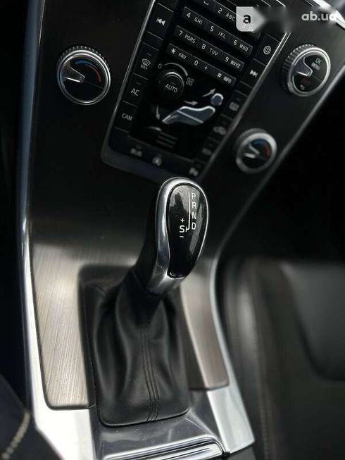 Volvo XC60 2015 - фото 17