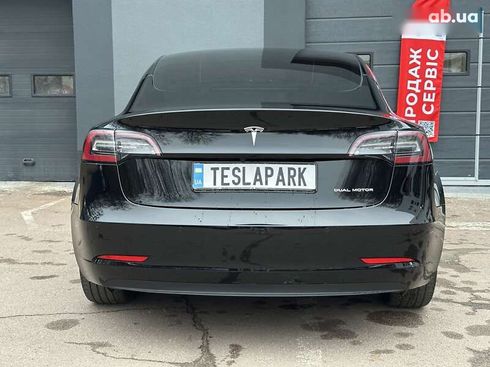 Tesla Model 3 2022 - фото 8