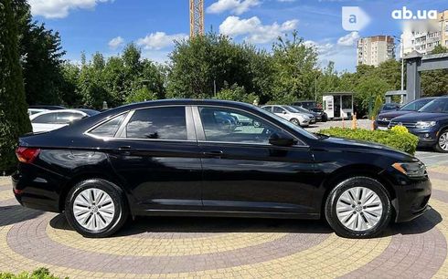 Volkswagen Jetta 2019 - фото 8