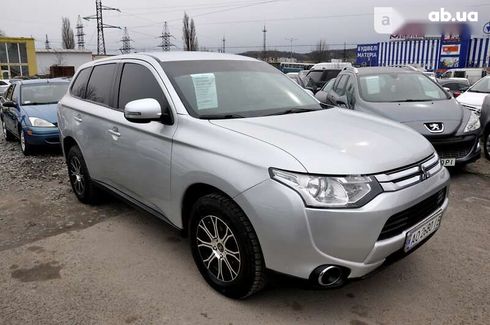 Mitsubishi Outlander 2014 - фото 5