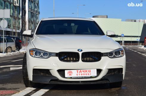 BMW 3 серия 2013 белый - фото 2