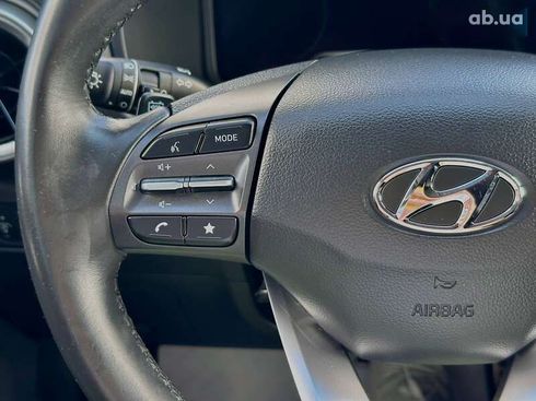 Hyundai Kona Electric 2022 - фото 17