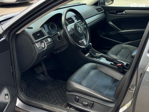 Volkswagen Passat 2014 серый - фото 18