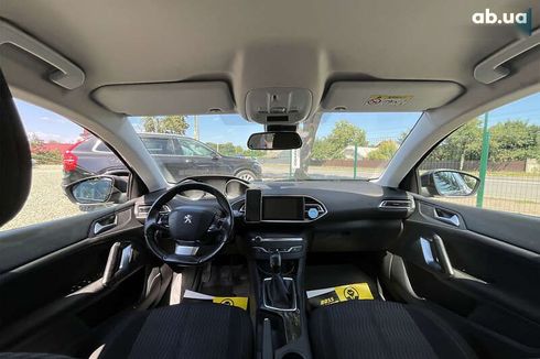 Peugeot 308 2017 - фото 22