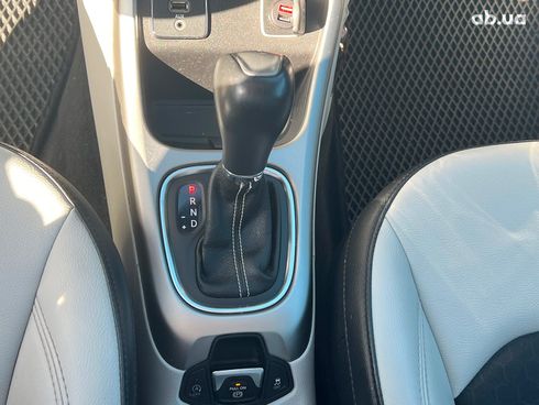 Jeep Compass 2019 белый - фото 22