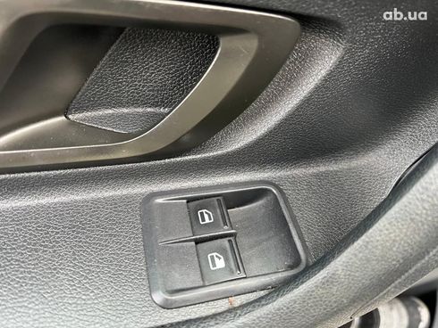 Skoda Fabia 2010 серый - фото 32