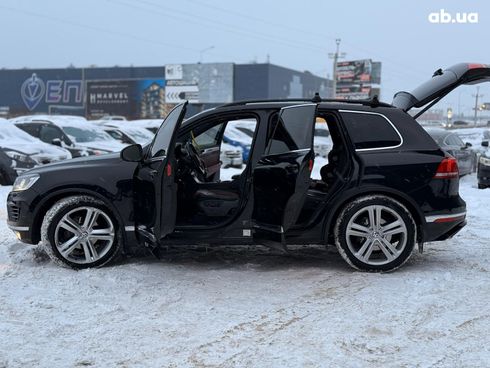 Volkswagen Touareg 2017 черный - фото 51