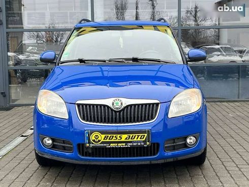 Skoda Fabia 2009 - фото 2