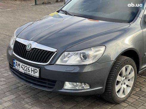 Skoda Octavia 2011 - фото 13