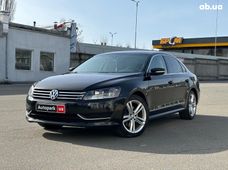 Продаж б/у Volkswagen Passat Автомат 2014 року в Києві - купити на Автобазарі