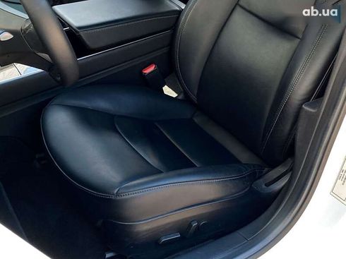 Tesla Model 3 2019 - фото 13