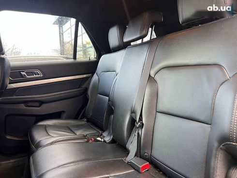 Ford Explorer 2018 - фото 17